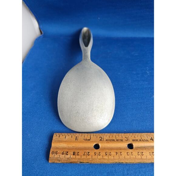 Vintage Aluminum Ice Cream Scoop - 8-3/4 inches long - Picture 8 of 8